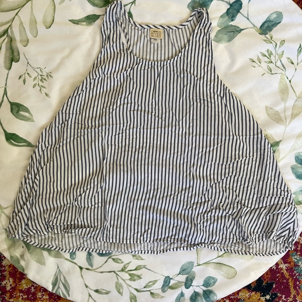 Cute light weight tank